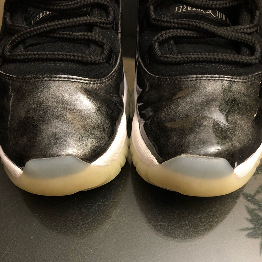 Air Jordan 11 low
